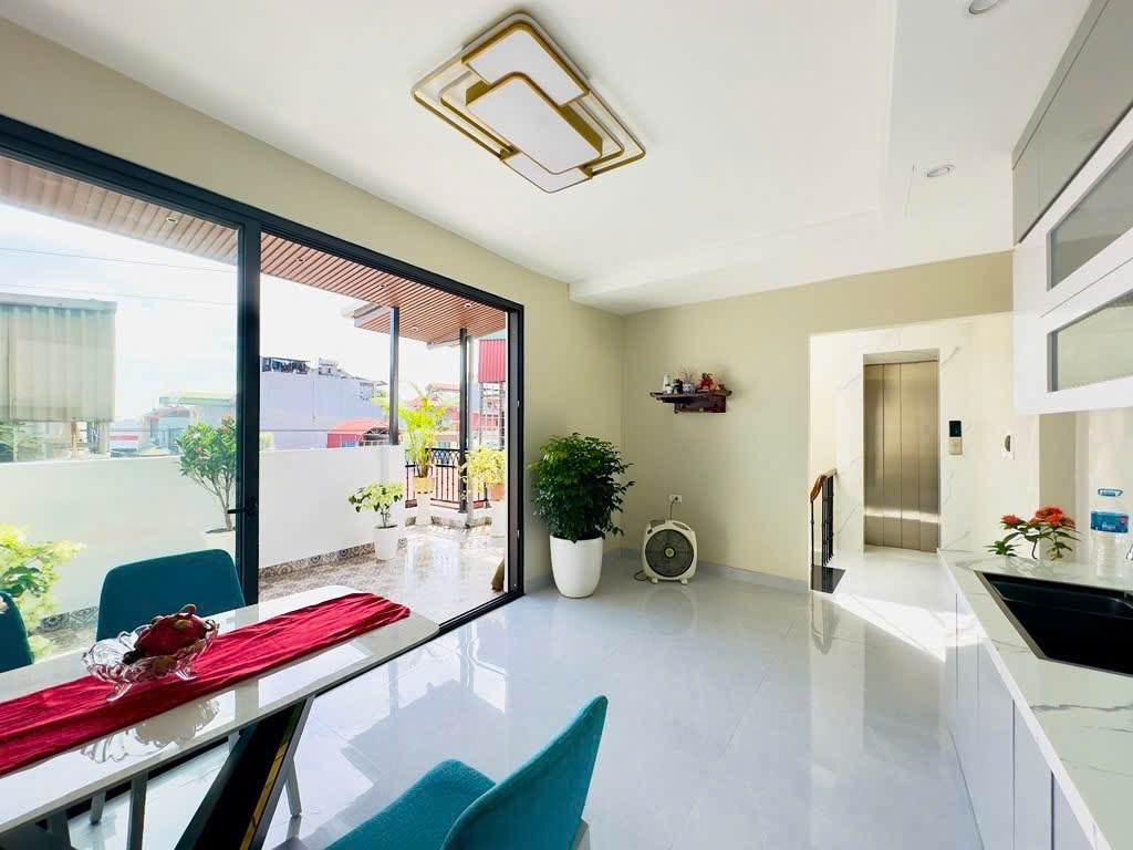 Siêu phẩm Minh Khai 50m2 chỉ 10m ra mặt phố giá 9 tỷ