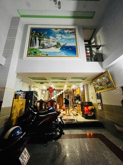 Bán nhà hẻm đường Huỳnh Khương An, 70m2 (4.7x15),  xây 5 tầng , giá nhỉnh hơn 8.5
