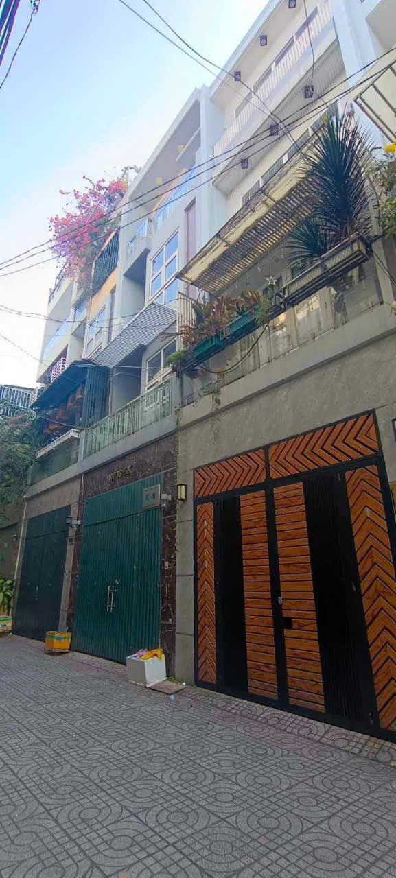 Bán nhà hẻm  xe hơi đường số 11, 55.3m2(4.5x13). 4 tầng. chỉ 7 tỷ