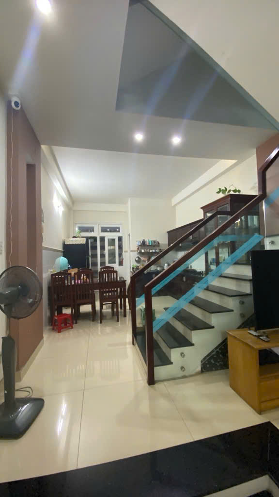 Bán nhà hẻm  xe hơi đậu cửa đường Quang Trung 87m2 (4.3*20),xây 4 tầng, chỉ 10 tỷ