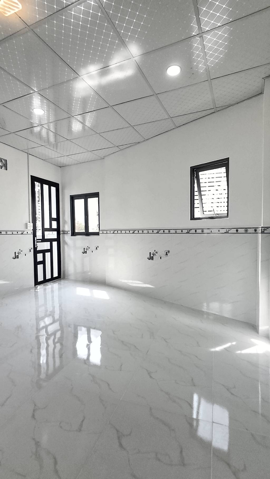 Bán nhà phạm hùng, p4, q8, 30m2, nhỉnh 3 tỏi