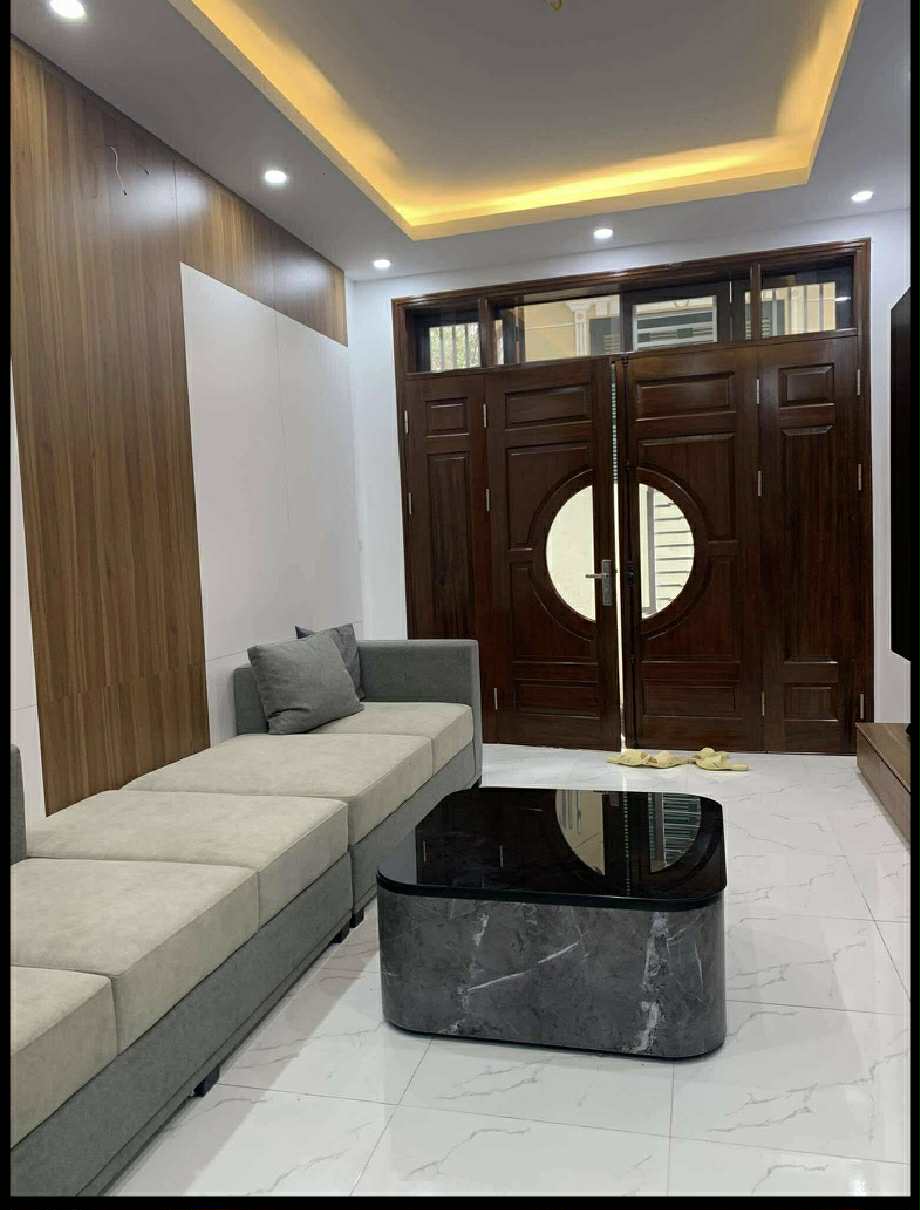 Bán nhà Xuân La, nở hậu, vị trí đẹp, 30m2, giá 8.5 tỷ