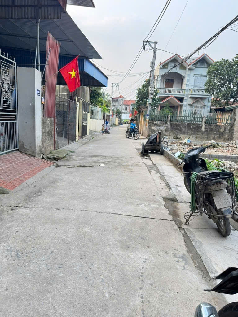 CHỦ CẦN BÁN GẤP ĐẤT XÃ TỰ NHIÊN