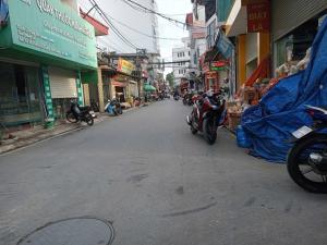 Bán nhà