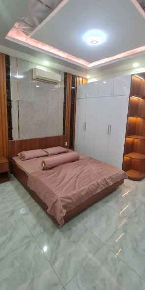 TÂN BÌNH - HẺM 7M - 67M2 - NHÀ MỚI ĐẸP DỌN VÀO Ở NGAY - NỘI THẤT CHÂU ÂU XỊN SÒ - 5 TẦNG BTCT- GIÁ