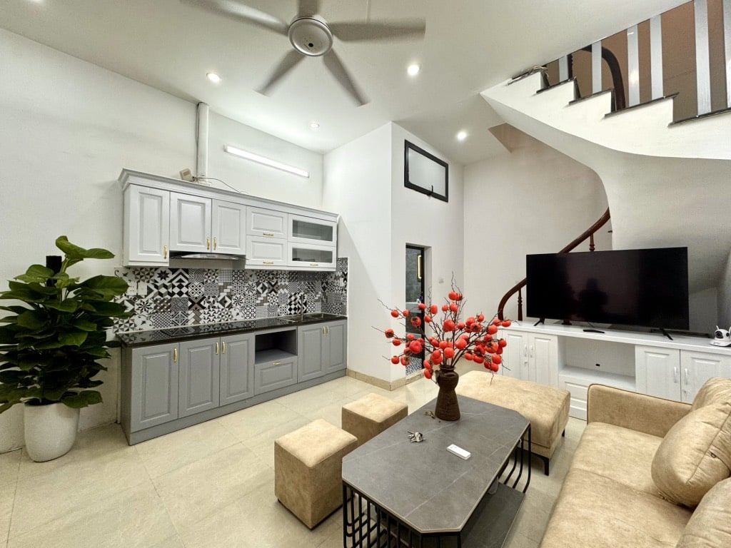 NHÀ ĐẸP ĐỐNG ĐA - FULL MỚI, VỊ TRÍ Đ.ẮC Đ.ỊA KẾT NỐI CÁC TUYẾN LỚN - chỉ 7tỷ2