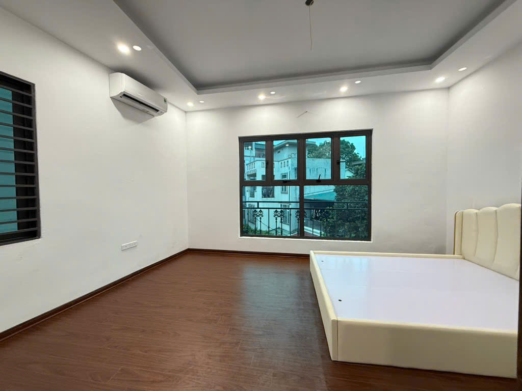 Bán nhà Kiến Hưng, an ninh tốt, 5 tầng, 30m2 hơn 6.x tỷ