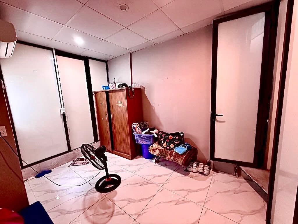 Bán nhà Tây hồ, ô tô đỗ cửa, 50m2 12t