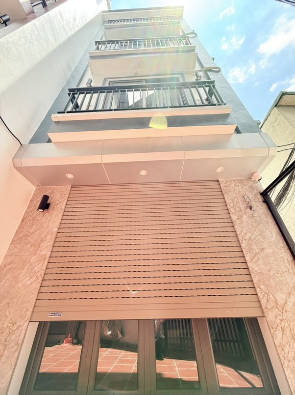 BÁN NHÀ MINH KHAI ĐẸP LONG LANH – 2 MẶT THOÁNG – GẦN PHỐ – Ở NGAY
