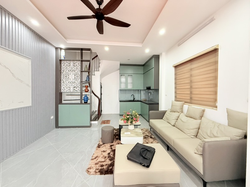BÁN NHÀ MINH KHAI ĐẸP LONG LANH – 2 MẶT THOÁNG – GẦN PHỐ – Ở NGAY