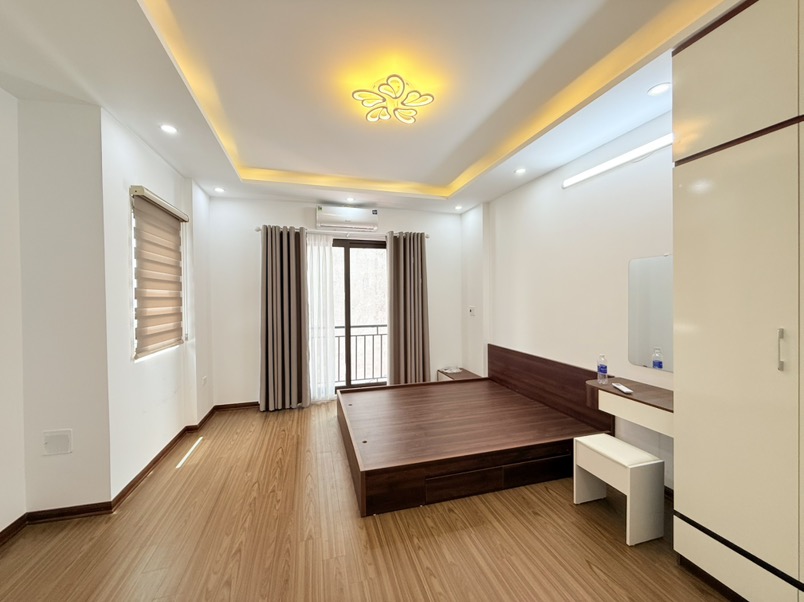 BÁN NHÀ MINH KHAI ĐẸP LONG LANH – 2 MẶT THOÁNG – GẦN PHỐ – Ở NGAY