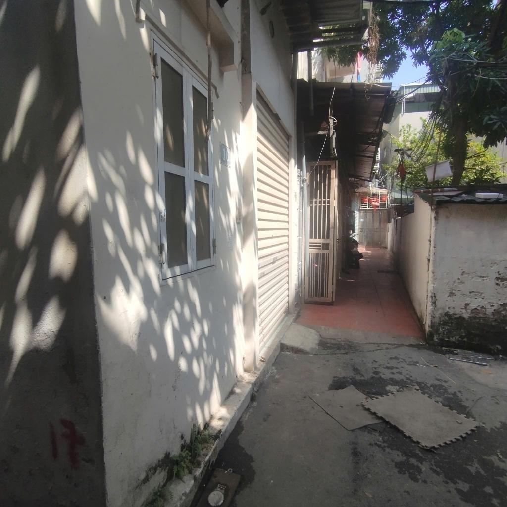 Bán 38m2 đất tặng nhà - Mễ Trì Thượng 5.x tỷ