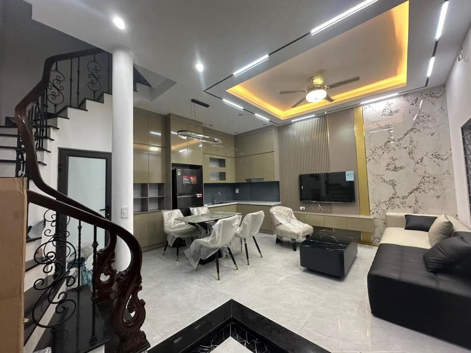 Bán nhà Giải Phóng 2 mặt tiền, tài lộc, giá 8.2 tỷ