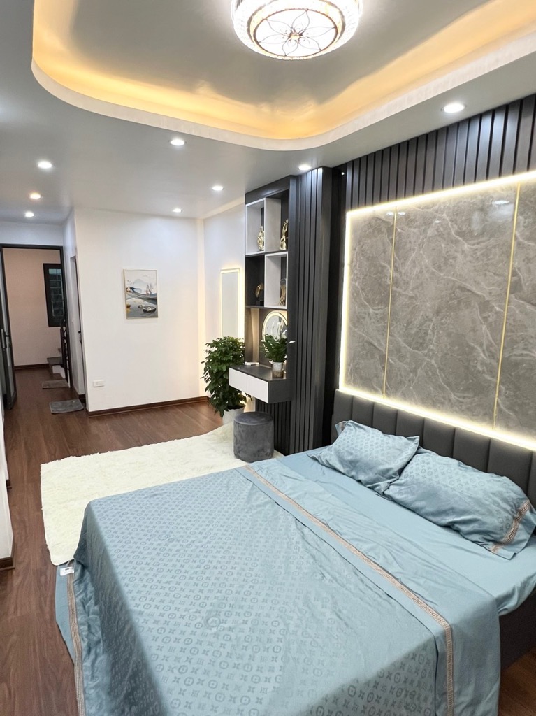 Bán nhà Hoàng Mai siêu đẹp, vượng lộc, 46m2, 7.9 tỷ