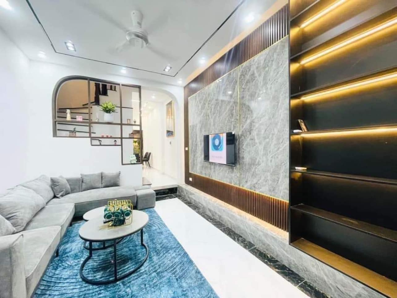 Bán nhà Đại Từ, lô góc, thoáng mát, 39m2, 7.6 tỷ