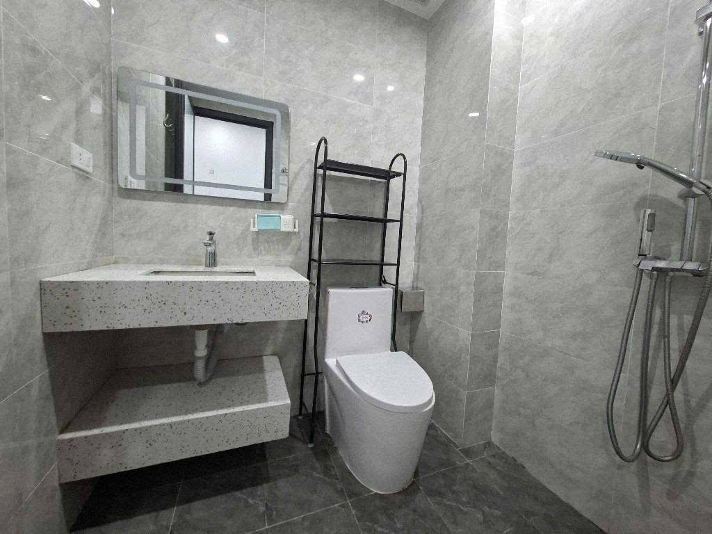 Giải Phóng chỉ 12,9 T.ỷ có Siêu phẩm phân lô Nhà đẹp 51m2 x 7 tầng thang máy dân xây