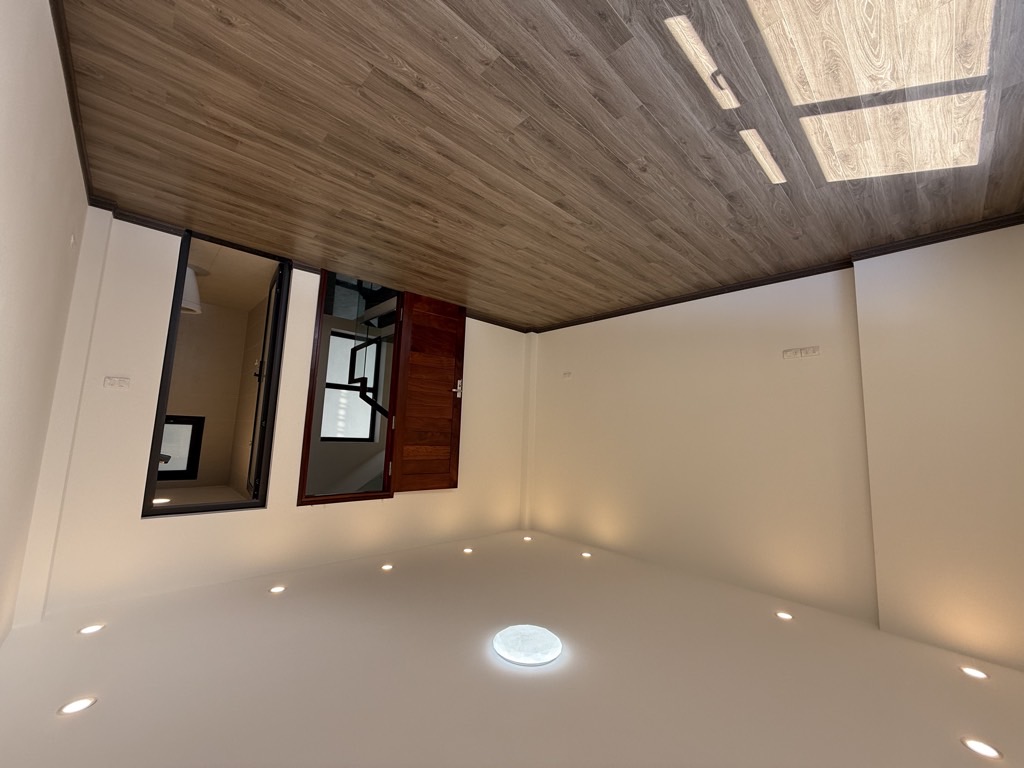 Chỉ 5,8 T.ỷ có Nhà đẹp đón Tết phố Trần Khát Chân- Hai Bà Trưng 35m2 x 5 tầng mới xịn