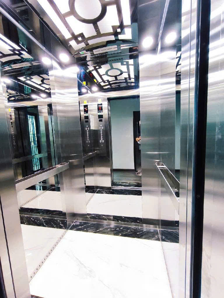 CỰC PHẨM NHÀ MỚI - 6TẦNG - THANG MÁY - HAI MẶT NGÕ TRƯỚC SAU - OTO ĐỖ VÀI BƯỚC-  BA BƯỚC CHÂN RA MẶT PHỐ