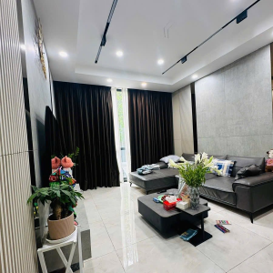 Bán nhà xây mới Ngô Quyền- Hà Đông , 48m, 5 Tầng , Thang Máy, Oto đỗ cạnh nhà