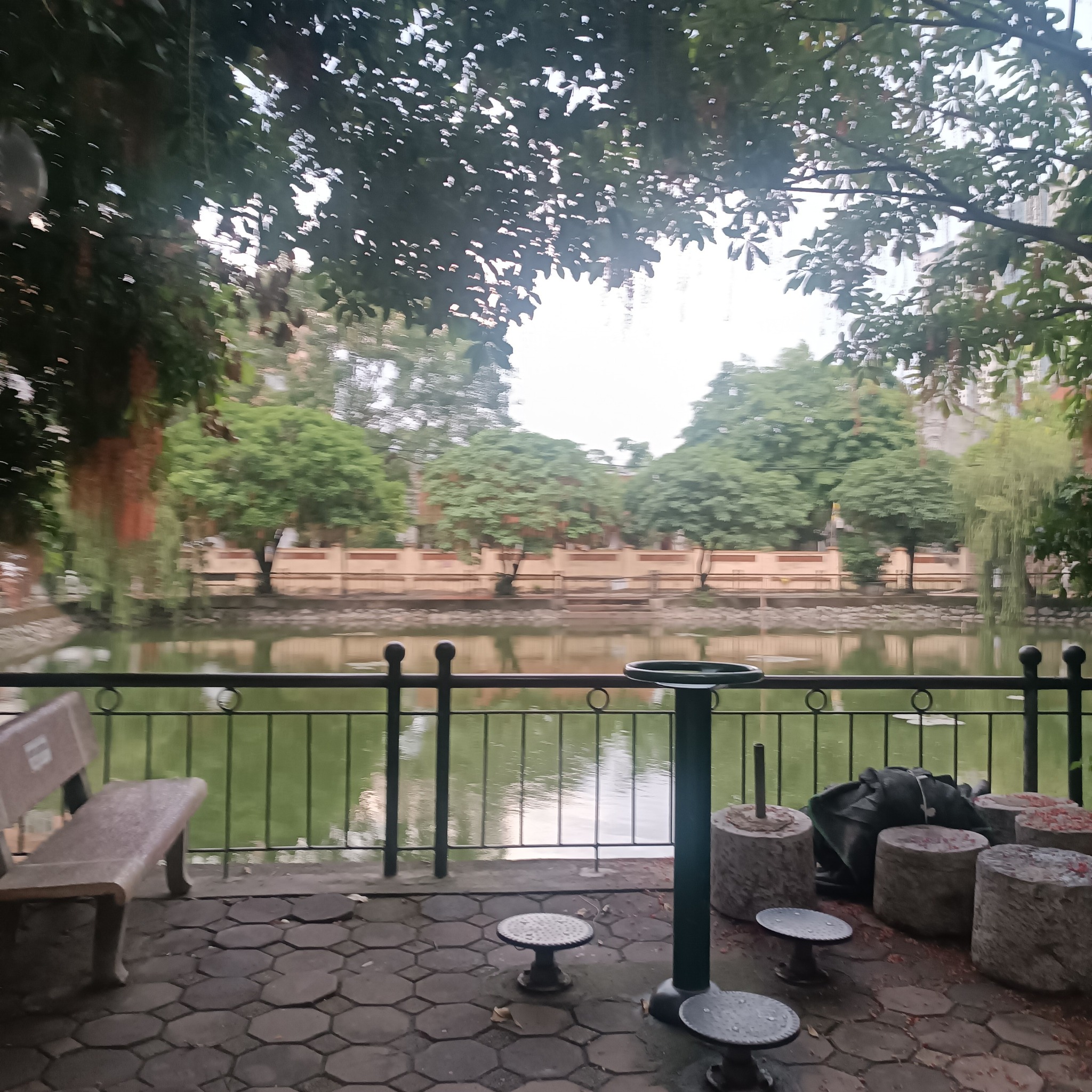 Đất trống khu phân lô Hoàng Mai, giá 9.X tỷ, 42m2 phù hợp xây văn phòng, căn hộ dịch vụ dòng tiền tốt.Ngõ Vinfast VF9 quay đầu