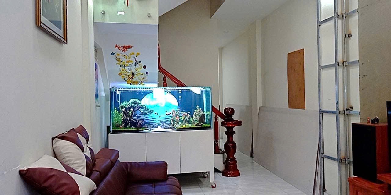BÁN GẤP NHÀ QUẬN 7