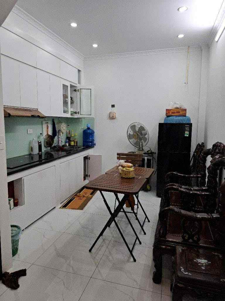 BÁN NHÀ MỚI XÂY, DƯƠNG NỘI 5 TẦNG 6.7 TỶ VỊ TRÍ THUẬN TIỆN