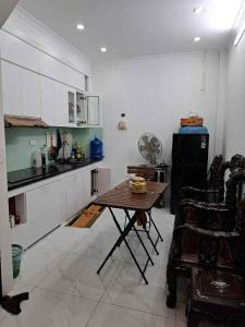 BÁN NHÀ MỚI XÂY, DƯƠNG NỘI 5 TẦNG 6.7 TỶ VỊ TRÍ THUẬN TIỆN
