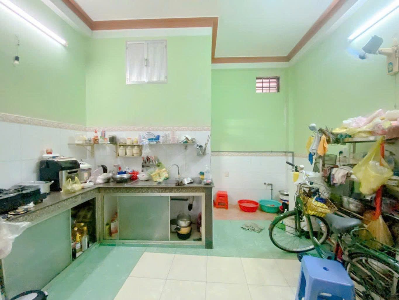 NGAY CHỢ PHẠM VĂN HAI - TÂN BÌNH - 62M² NGANG 4.6M - NHÀ 4 TẦNG BTCT - NHỈNH 8 TỶ