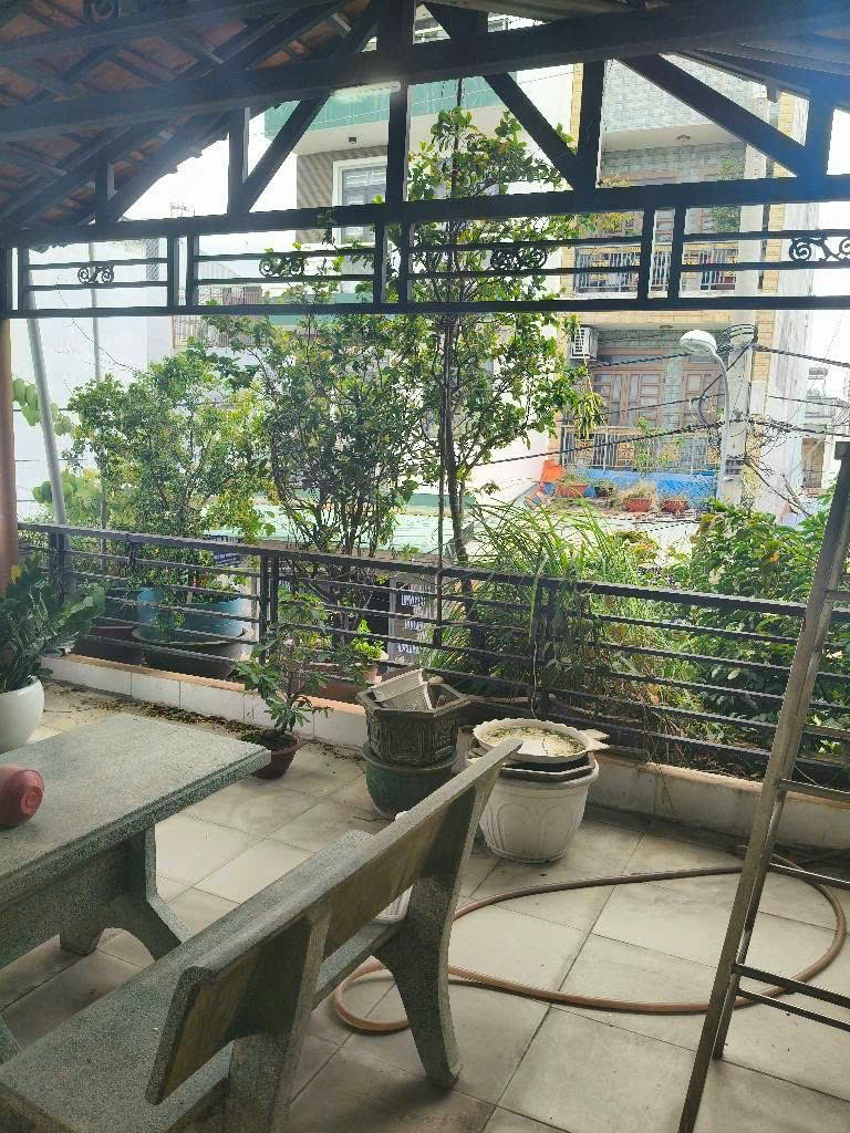 NHÀ HƠN 128M2 - 3 PHÒNG NGỦ GẦN ỦY BAN NHÂN DÂN P.THẠNH XUÂN Q12 