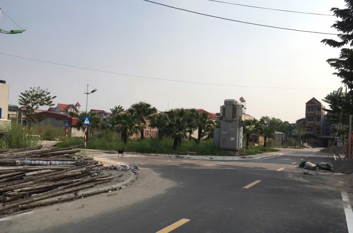 Đất Bờ Yên , Hương Mạc, TS