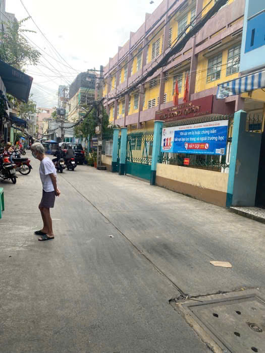 Nhà đẹp khu Lạc Long Quân – P.11, Tân Bình