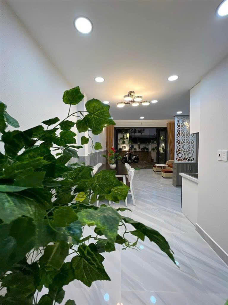 6.3 TỶ -CỐNG LỞ.P15.QUẬN TÂN BÌNH