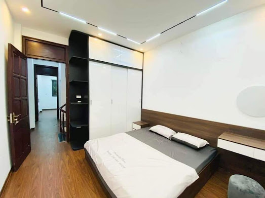 6 HIẾM! BÁN NHÀ ,KINH DOANH, NGÕ THÔNG NGUYỄN VĂN CỪ