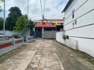 Bán đất tặng nhà Khê Nữ - Nguyên Khê - dt 60m2, giá nhỉnh 5 tỷ, giá đầu tư, ô tô đỗ cửa, tiềm năng tămg giá cao