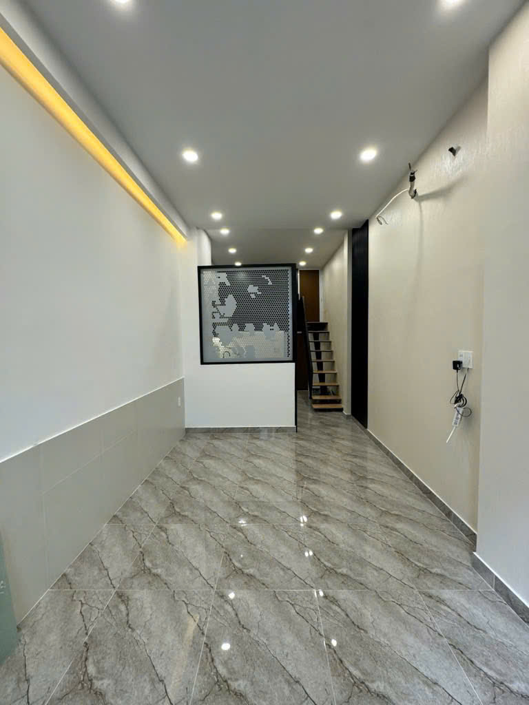 BÁN NHÀ HUỲNH TẤN PHÁT, DT : 4x14, ĐƯỜNG XE HƠI BON BON, GIÁ RẺ QUẬN 7