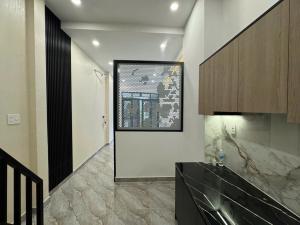 BÁN NHÀ HUỲNH TẤN PHÁT, DT : 4x14, ĐƯỜNG XE HƠI BON BON, GIÁ RẺ QUẬN 7