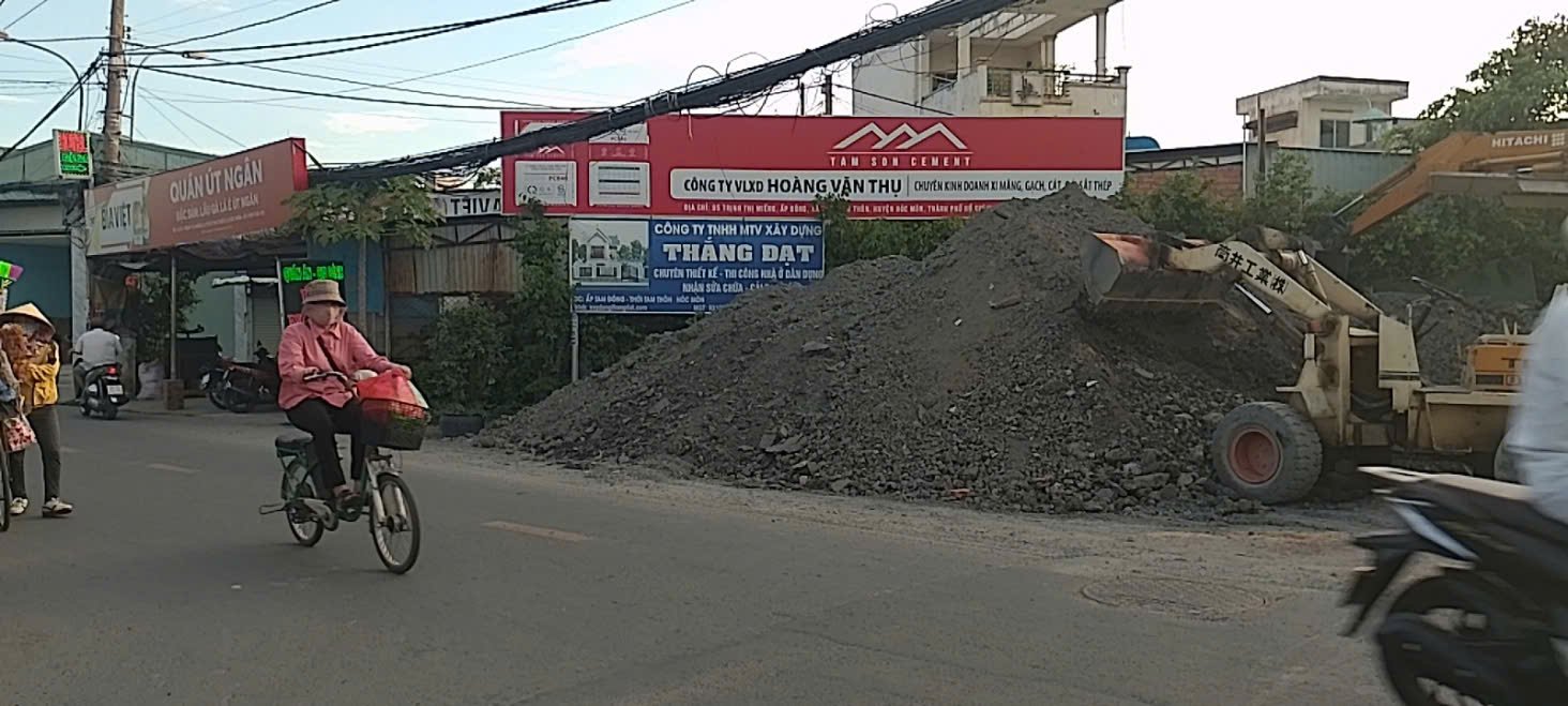 BÁN NHÀ MẶT TIỀN HÓC MÔN – GIÁ CHỈ NHỈNH HƠN 5 TỶ, KINH DOANH TỐT