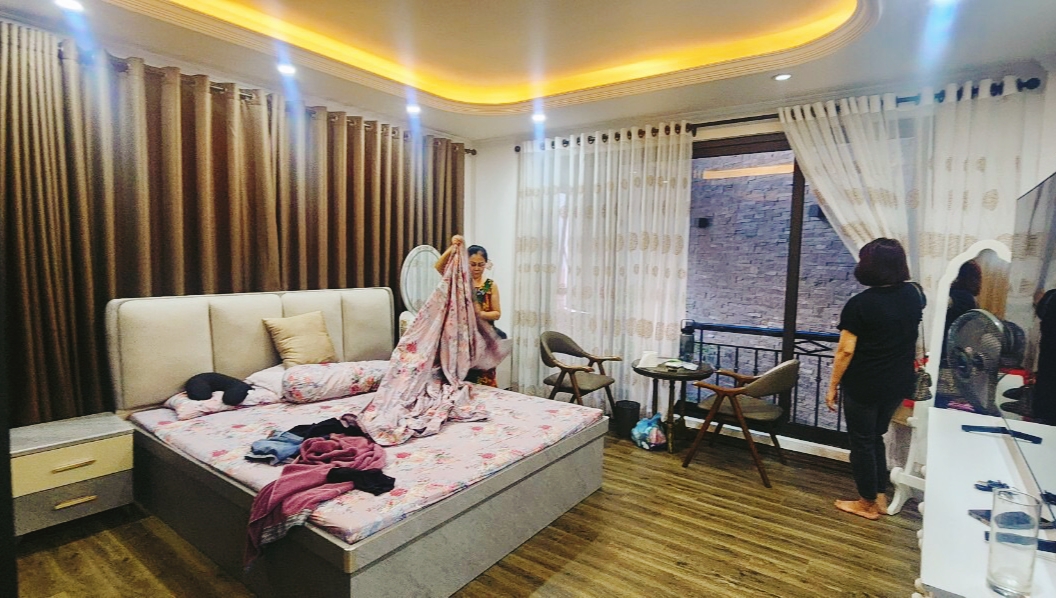 HOÀNG  VĂN THÁI 100m², 5 TẦNG, MẶT  TIỀN 5m, GIÁ  18 TỶ