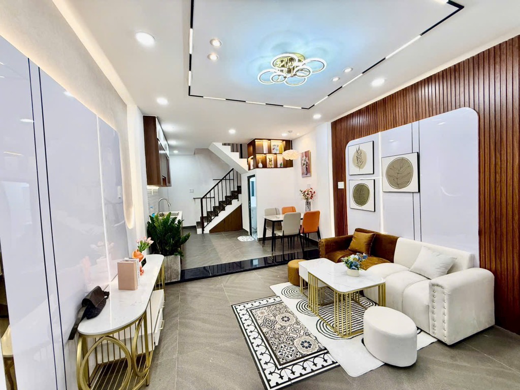 Bán nhà BÌNH THẠNH hẽm xe hơi