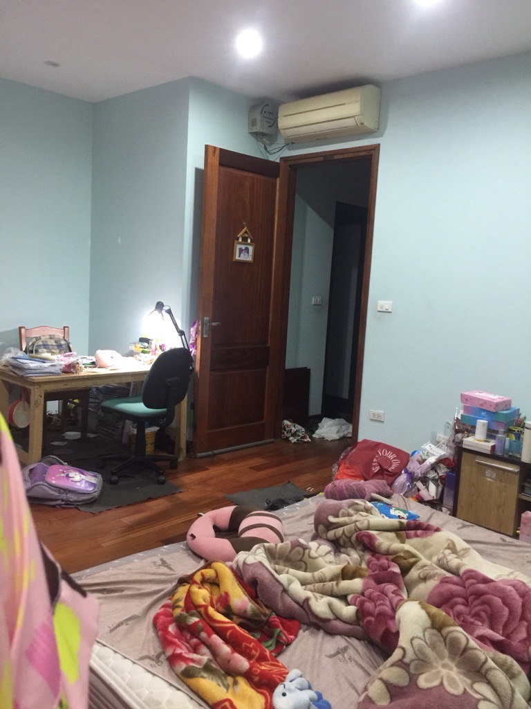 NHÀ CHỦ CẦN BÁN VÀO NAM Ở VỚI CON