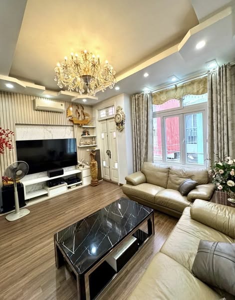 CẦU GIẤY- NHÀ DÂN XÂY 51M2 - MẶT TIỀN 4.2M - NGÕ OTO - 15.6 TỶ
