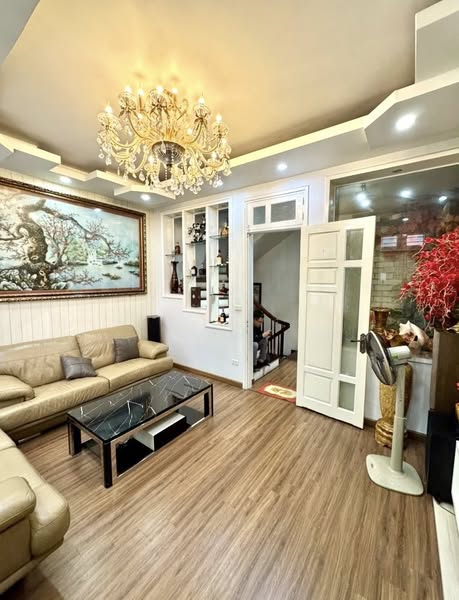 CẦU GIẤY- NHÀ DÂN XÂY 51M2 - MẶT TIỀN 4.2M - NGÕ OTO - 15.6 TỶ