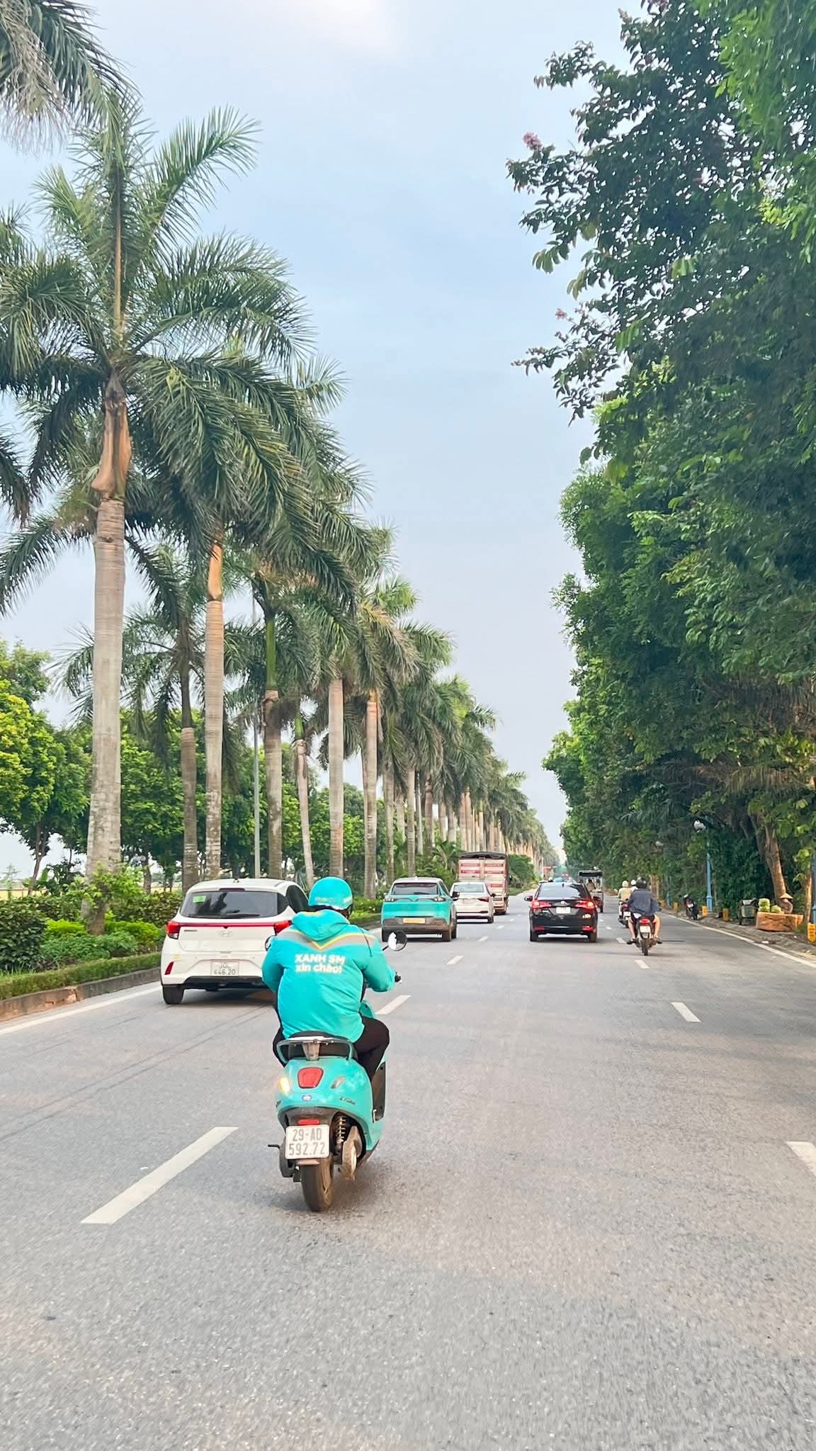 Nhà Cự Khối - Long -Biên, chân Cầu Thanh Trì xây mới Koong