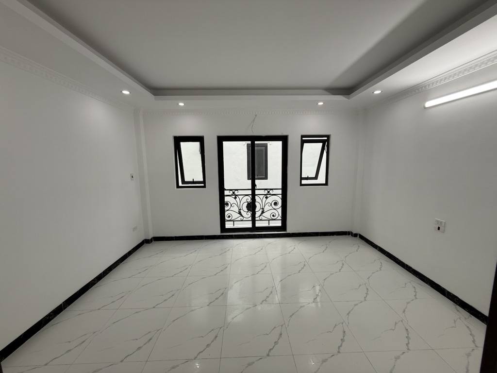 BÁN NHÀ SÀI ĐỒNG - LONG BIÊN