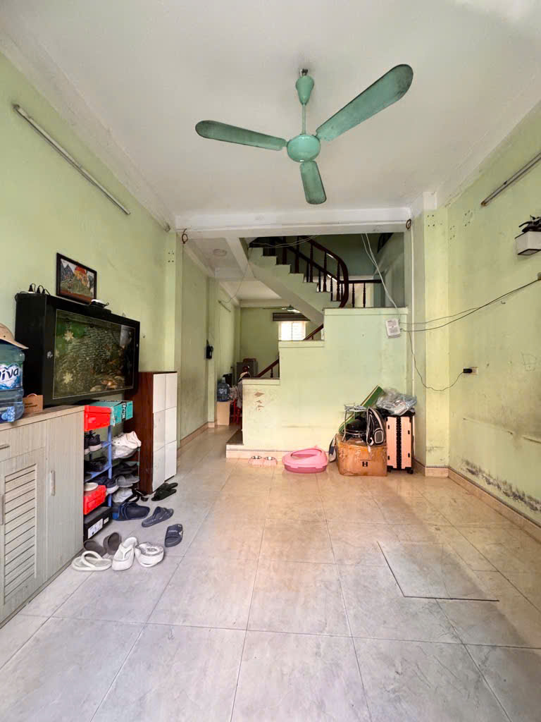 BÁN NHÀ PHẠM VĂN ĐỒNG. 33M2 X 3 TẦNG , MT 3.2M , ĐƯỜNG Ô TÔ TRÁNH , CHỈ 7.5 TỶ