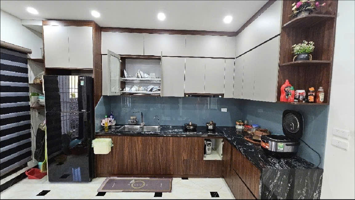Nhà Kiến Hưng Hà Đông, Diện tích 48m2 x 5 tầng tài chính 6x tỷ. Liên Hệ: Mr Tuấn 0986077636