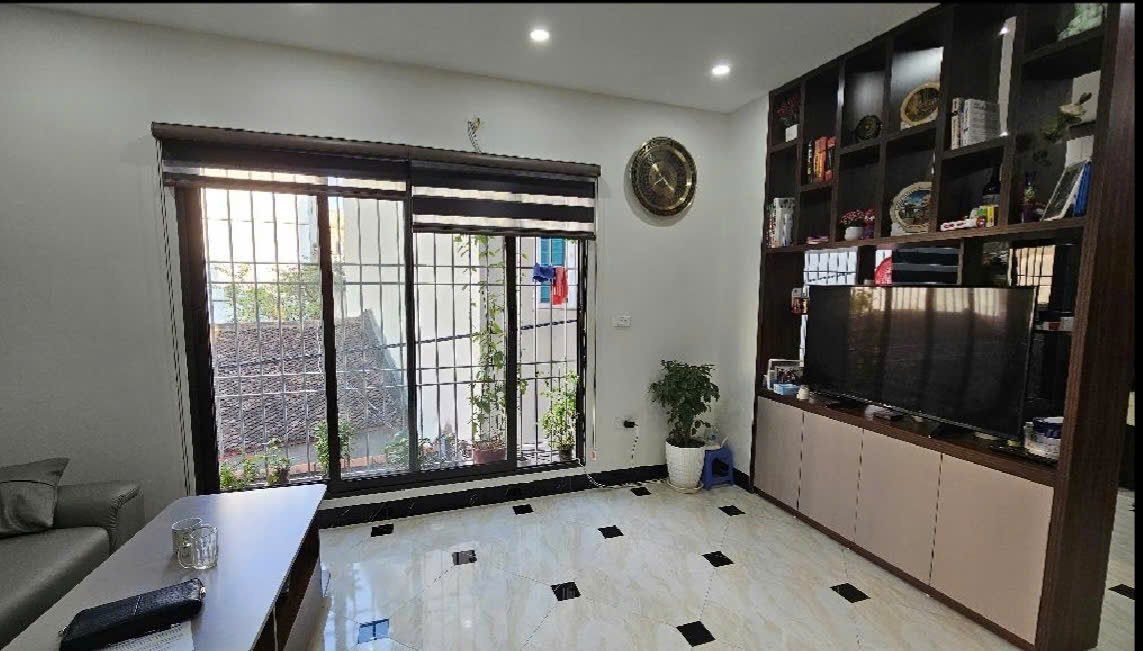 Nhà Kiến Hưng Hà Đông, Diện tích 48m2 x 5 tầng tài chính 6x tỷ. Liên Hệ: Mr Tuấn 0986077636