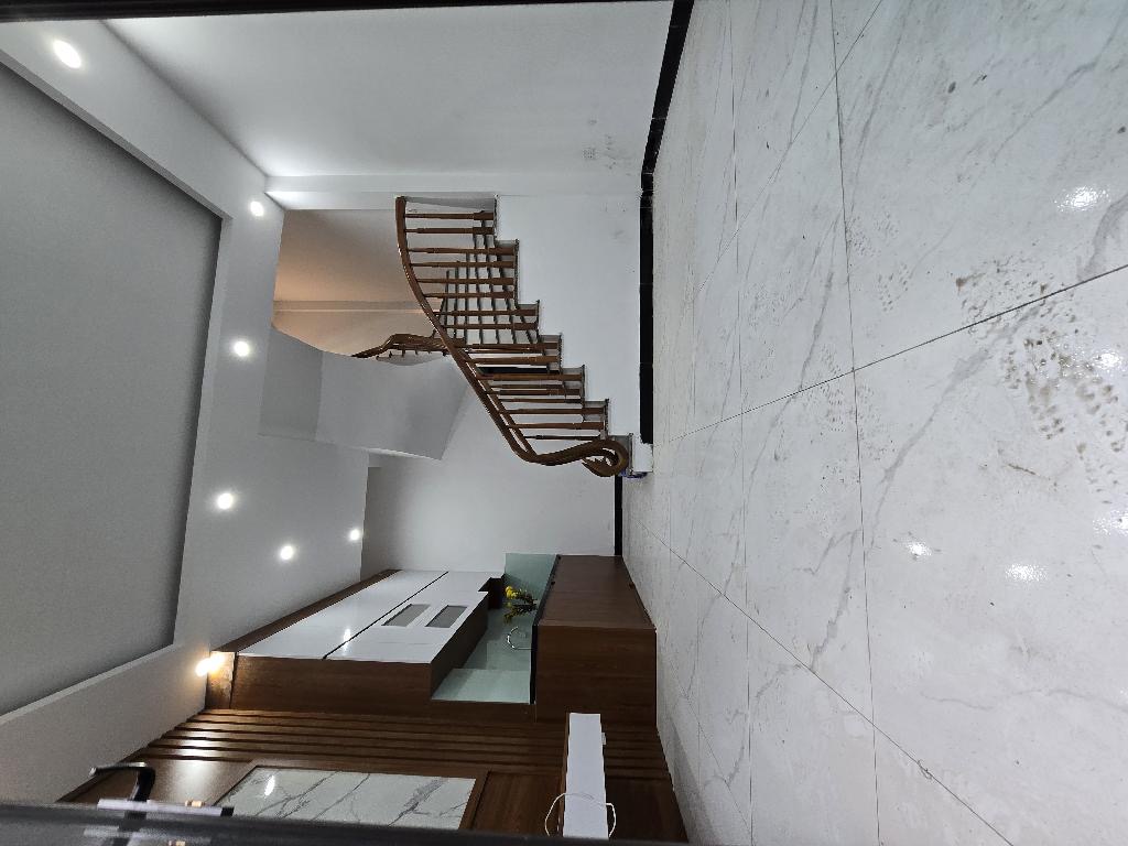Bán nhà phan trọng tuệ thanh trì 5 tầng rộng dãi 40m2