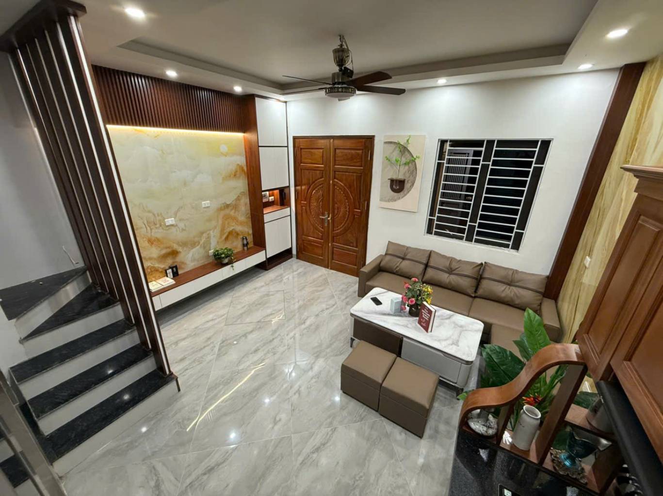 VĂN QUÁN - NHÀ MỚI ĐẸP - FULL NỘI THẤT - DÂN TRÍ CAO