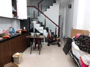 HOÀNG HOA THÁM-18M -NGÕ THÔNG - ÔTÔ CÁCH NHÀ 15M-5 TẦNG-6 TỶ200